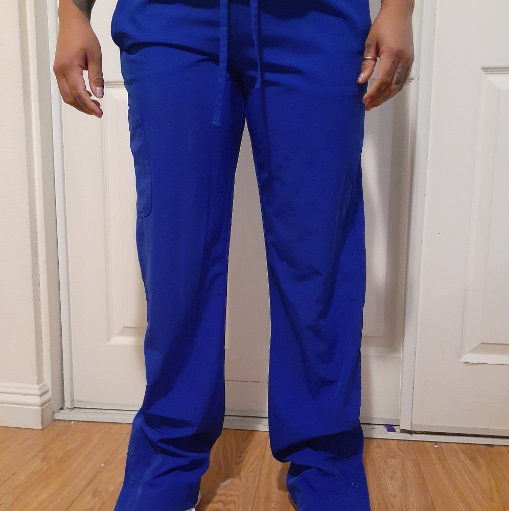 Barco one scrubs
